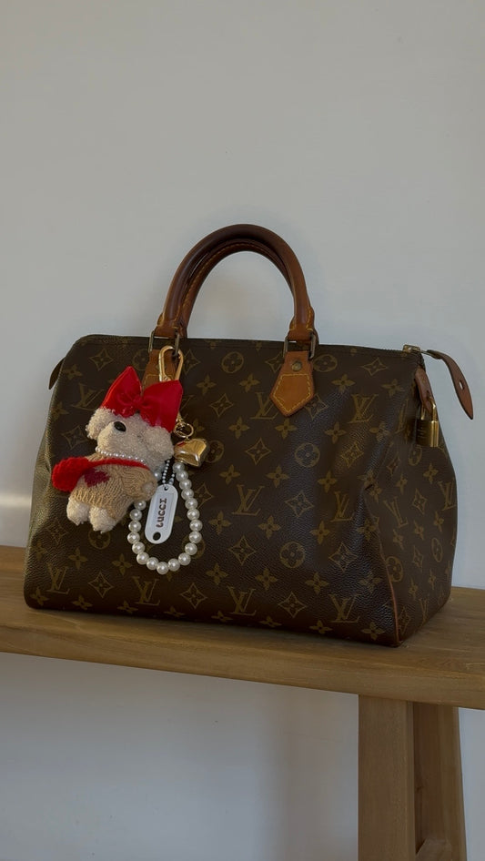 SCARLET TEDDY PEARL charm