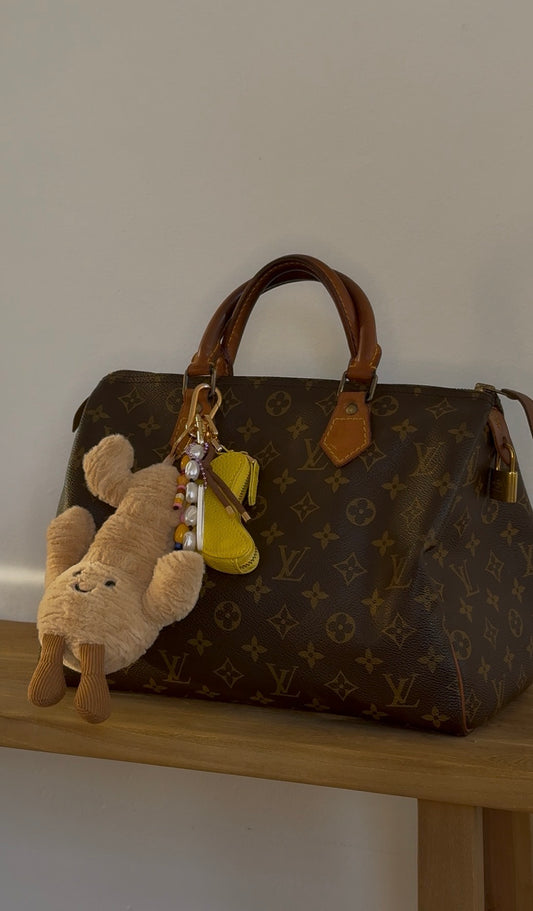 GINGERY BANANA BUDDY charm